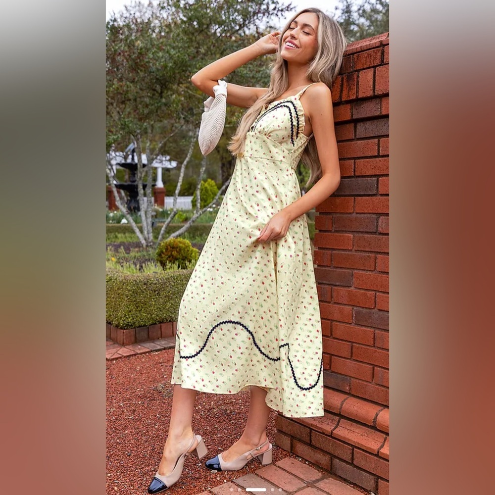 Cupshe White Floral Midi Dress with Navy Accents - Picture 3 of 12
